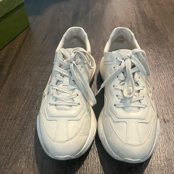 Gucci Sneakers - Picture 2 of 7